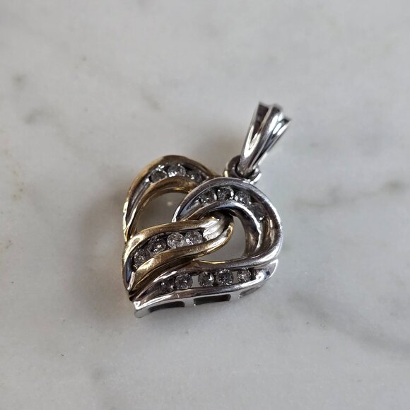 Womens Vintage Estate 10K Mixed Gold Heart Diamond Pendant 3.1g E6587